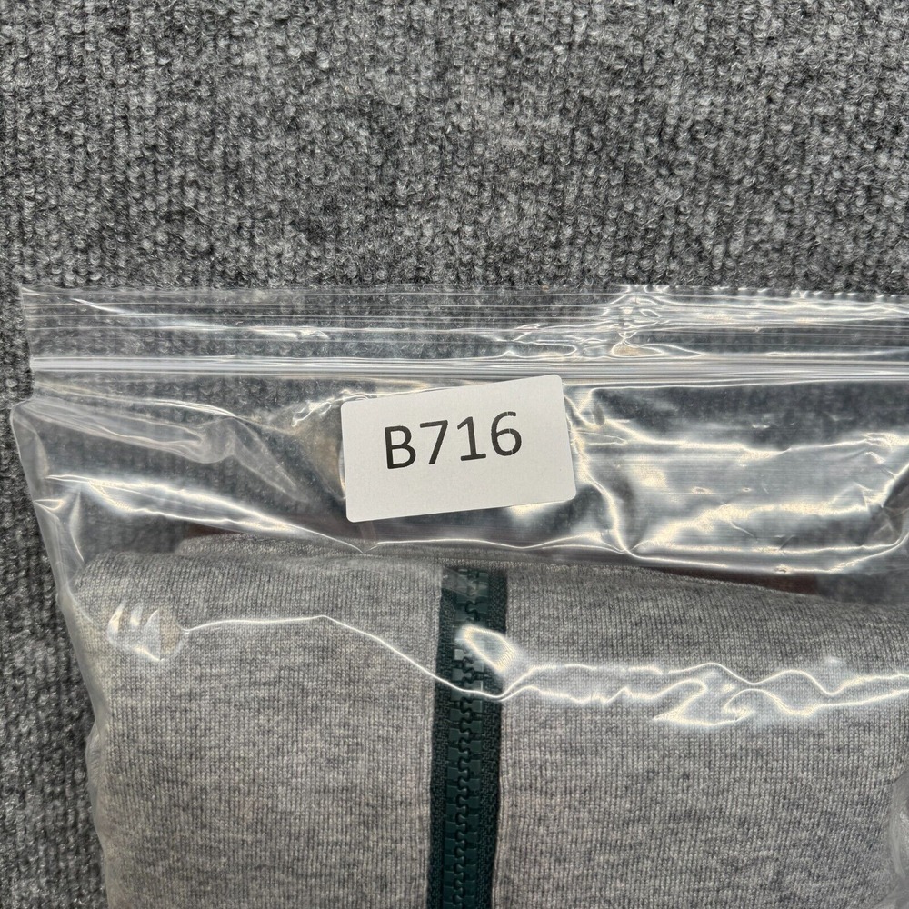 B Draddy Vest Mens M Green Gray Reversible Full Zip Golf Quilted Embroidered - Picture 10 of 10